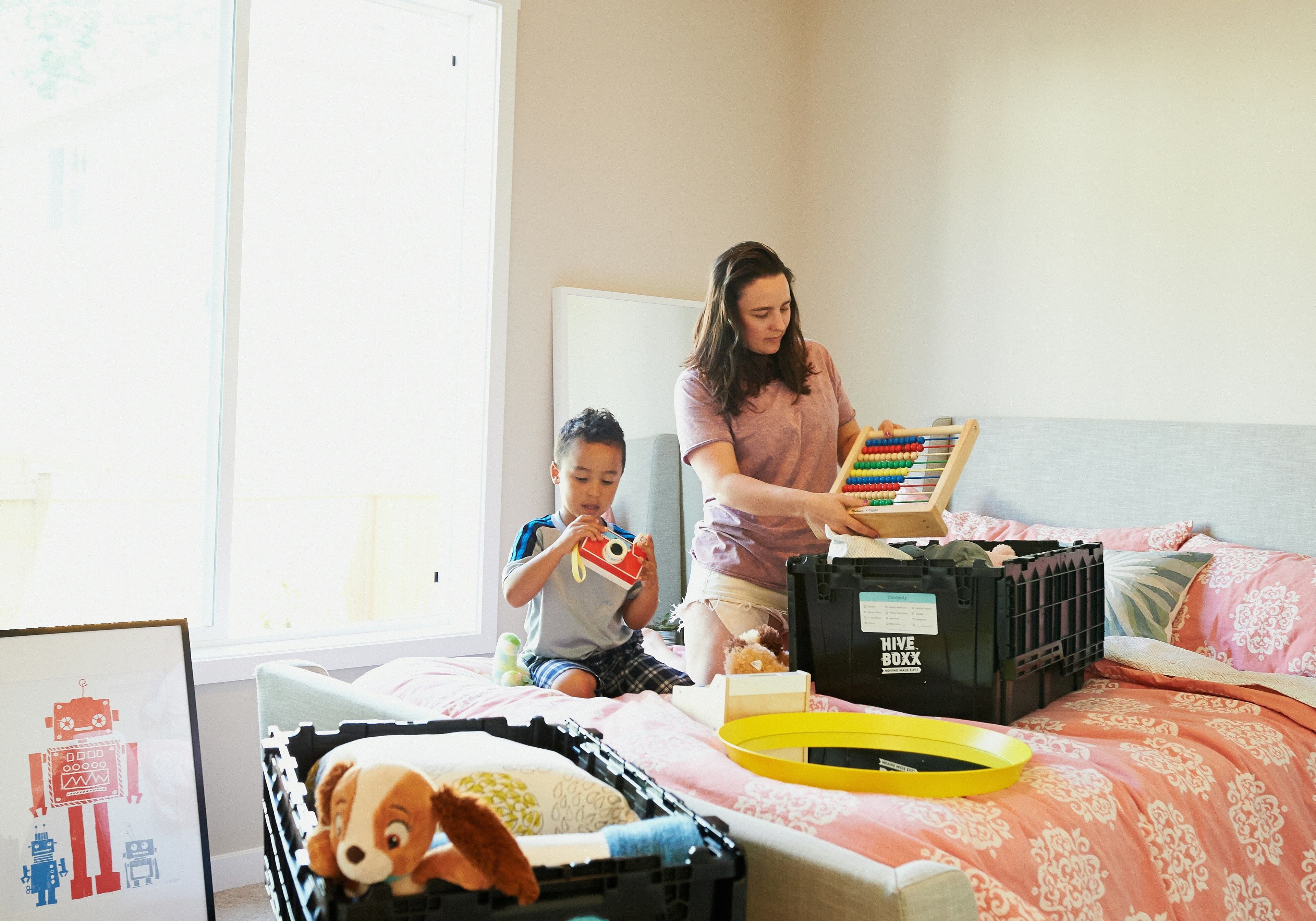 Family moving houses during Sydney School holidays